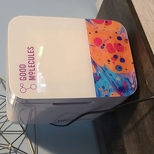 Cosmetic/Mini Fridge - Good Molecules
